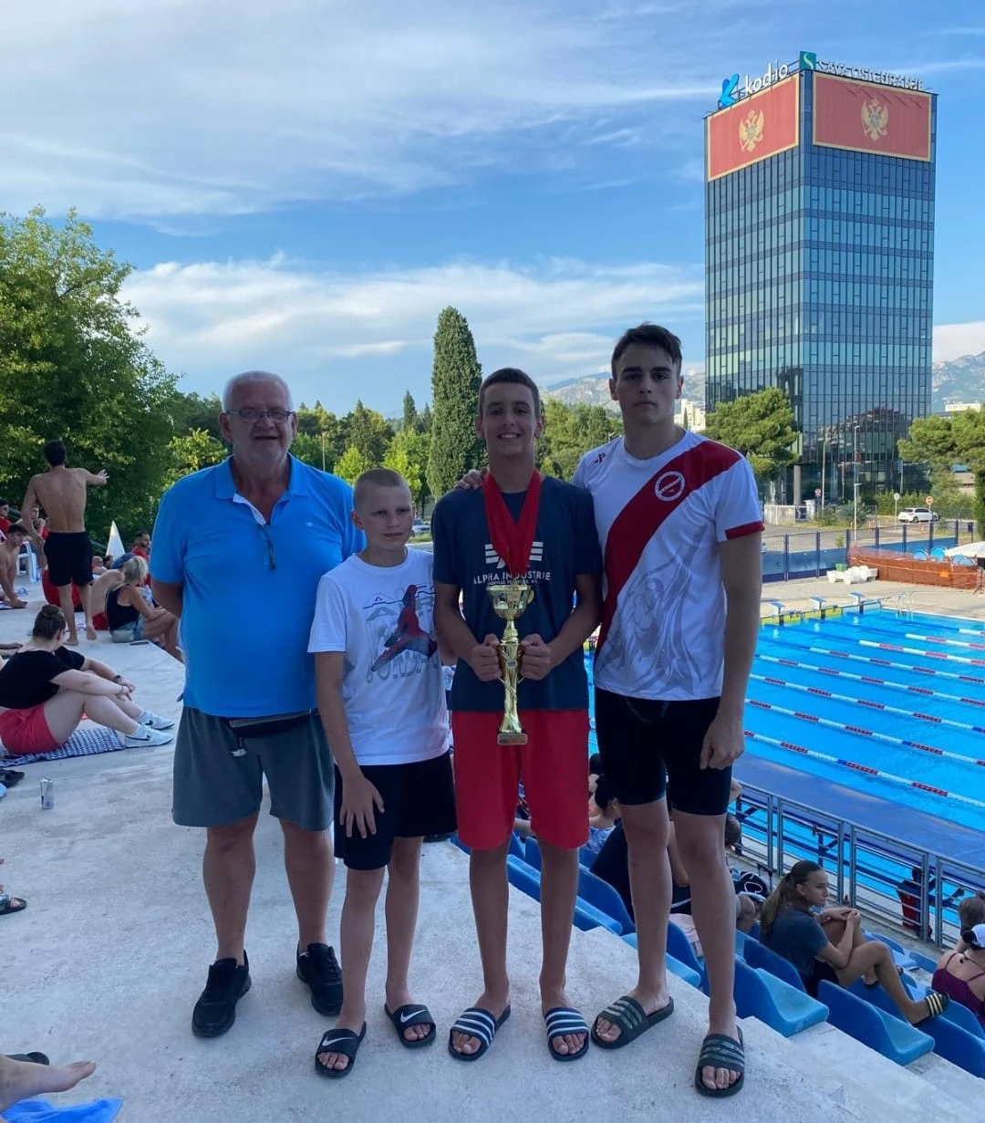 Šarić i Ivanković zasjali i u Crnoj Gori - osvojili sedam medalja i pehar 
