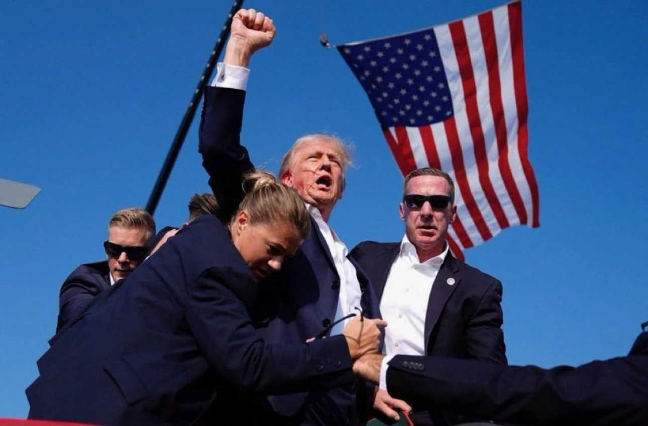 Pucnjava na Trumpovom nastupu, tajna služba ga odvela krvavog lica!