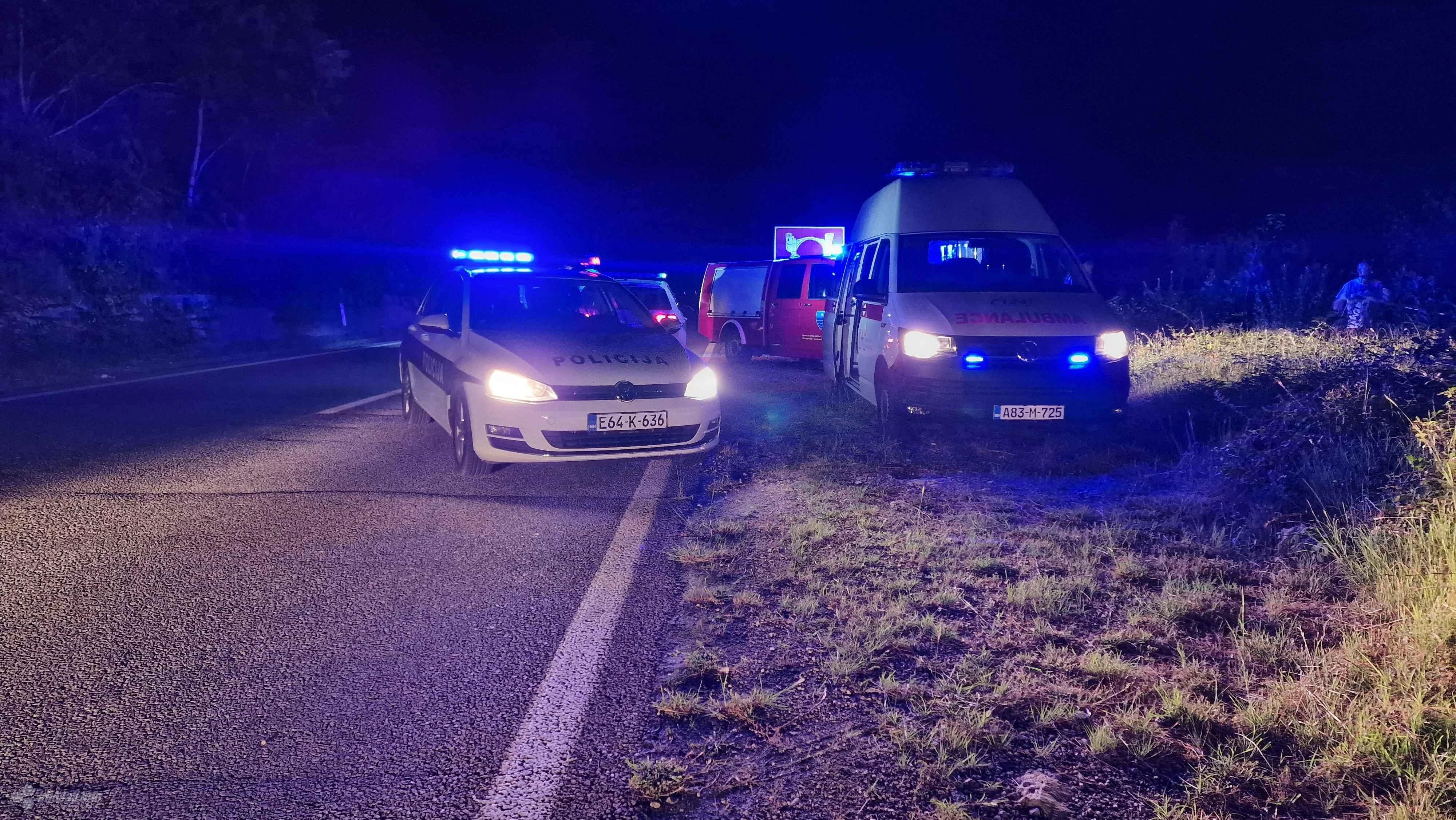 Detalji prometne kod Bijele: U sudaru tri auta ozlijeđene dvije osobe