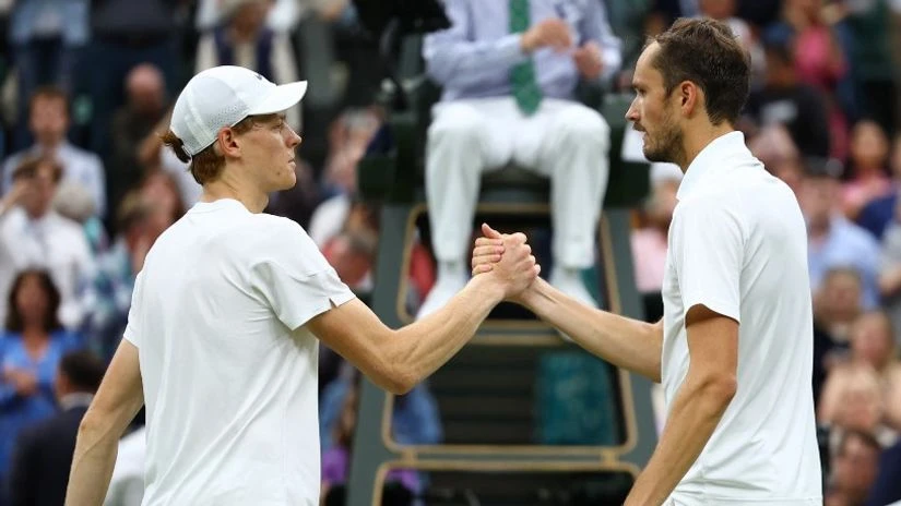 Alcaraz i Medvjedev u polufinalu Wimbledona