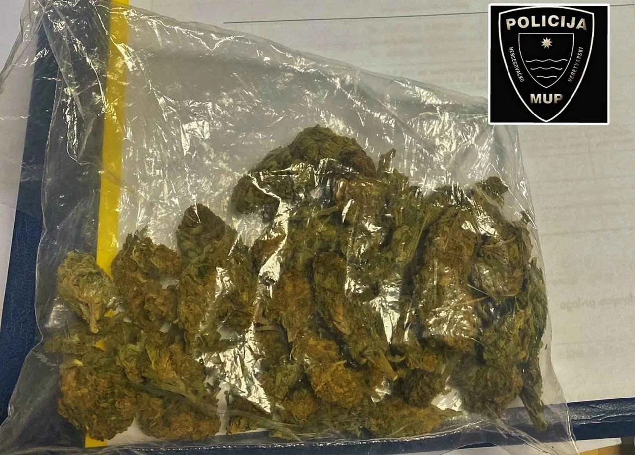 Mostar: Policija pronašla laboratorij, vlasnik stana travom začepio odvod u zgradi