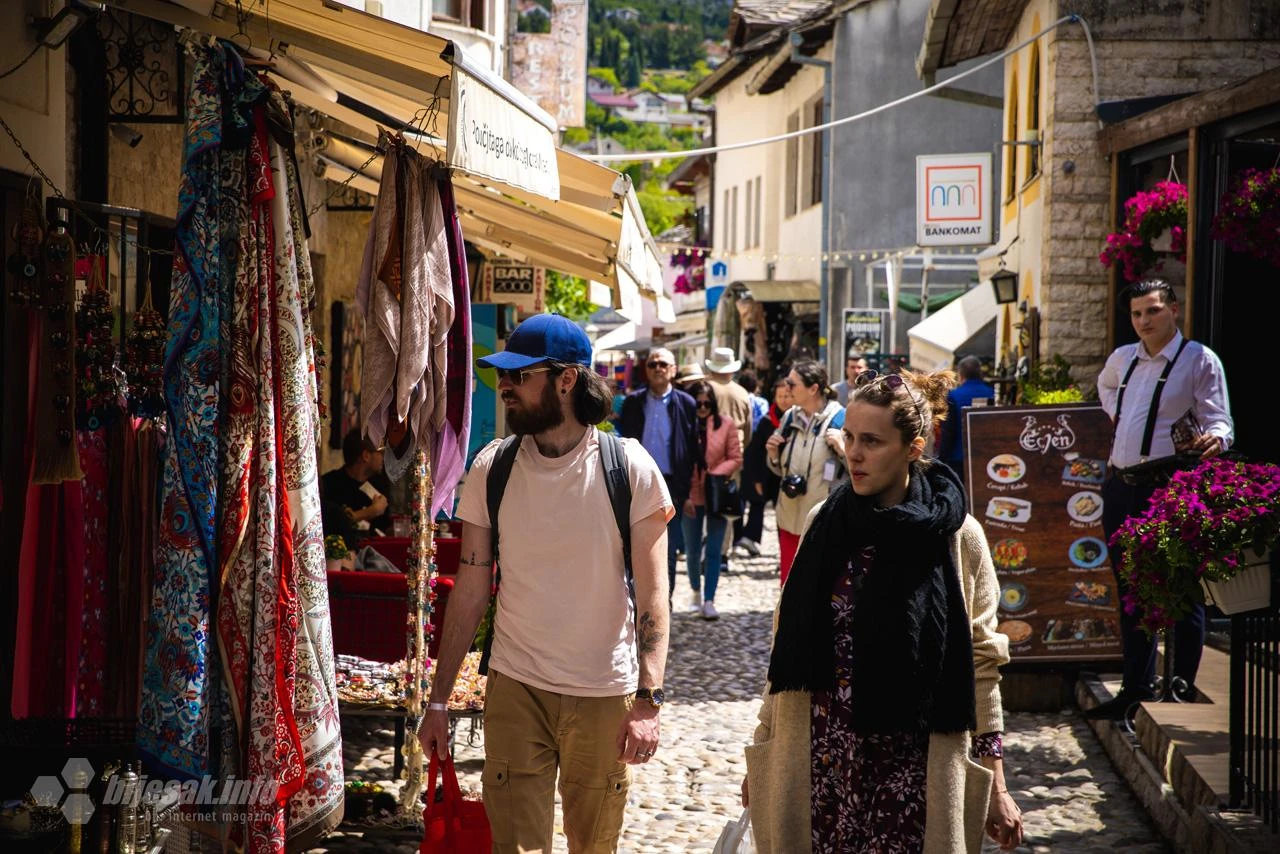 Više od pola milijuna turista za pet mjeseci