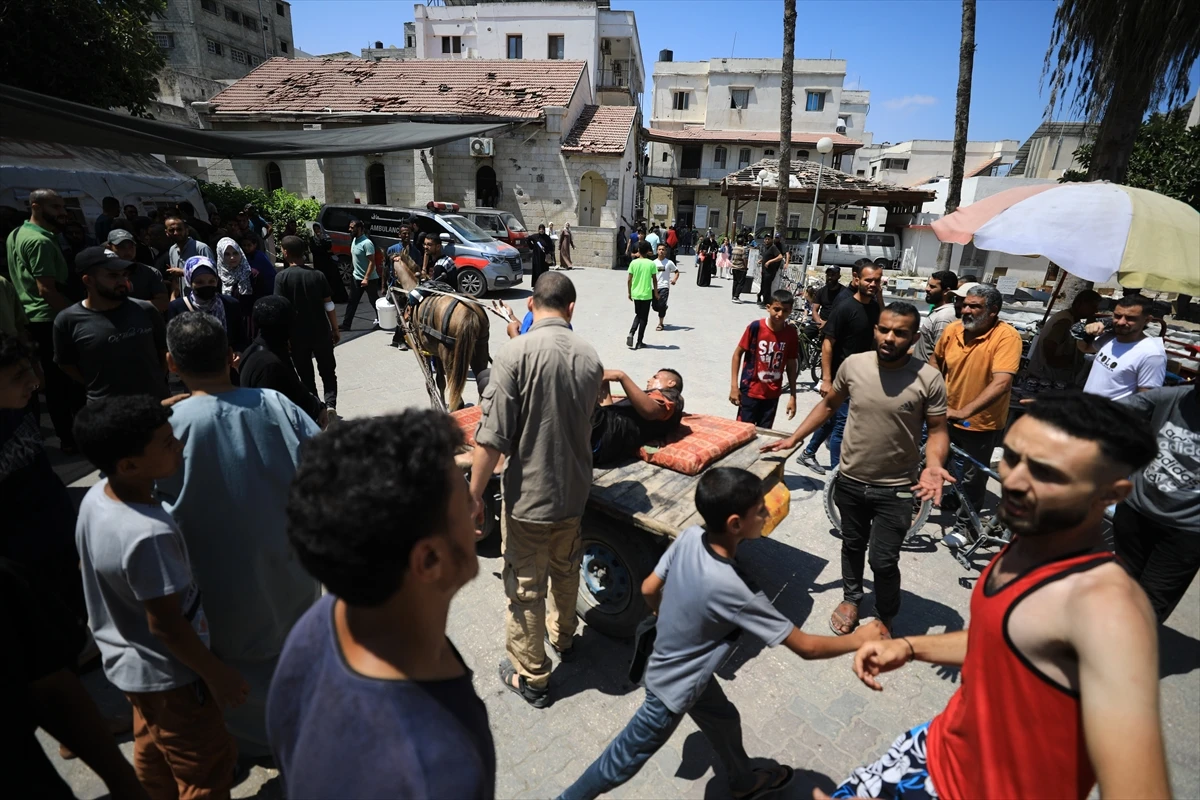 Izrael gađao Palestince u redu za vodu u Gazi