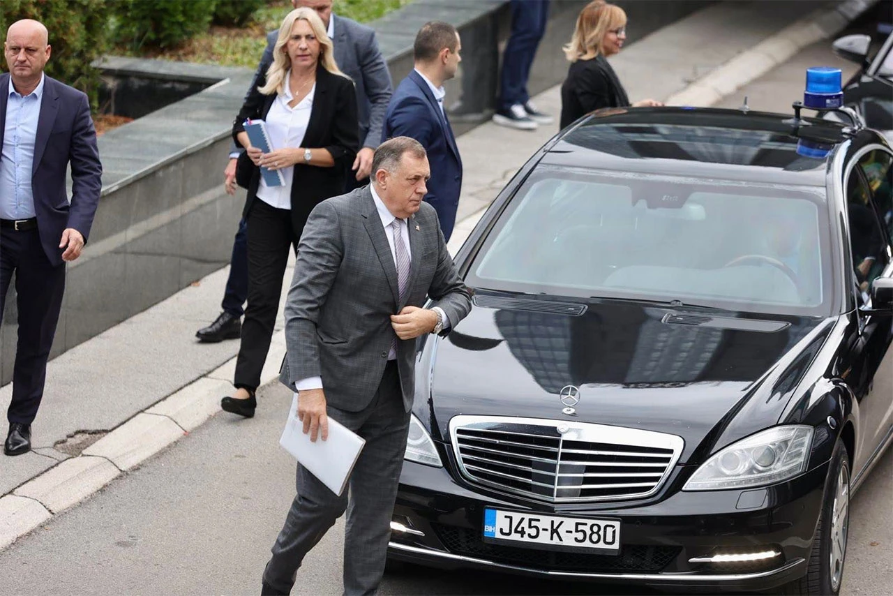 Ovo su detalji Dodikovog dokumenta o ''mirnom razdruživanju''