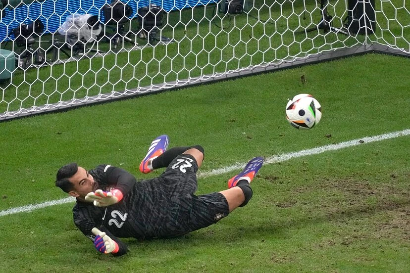 Golman Costa odveo Portugal u četvrtfinale
