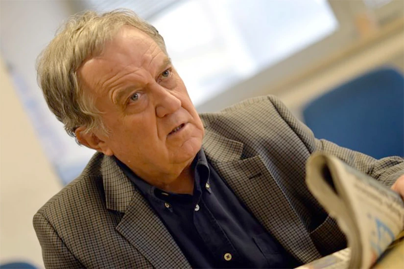 Zlatko Dizdarević za Bljesak: U svojoj klaustrofobiji sve gledamo iz žablje perspektive