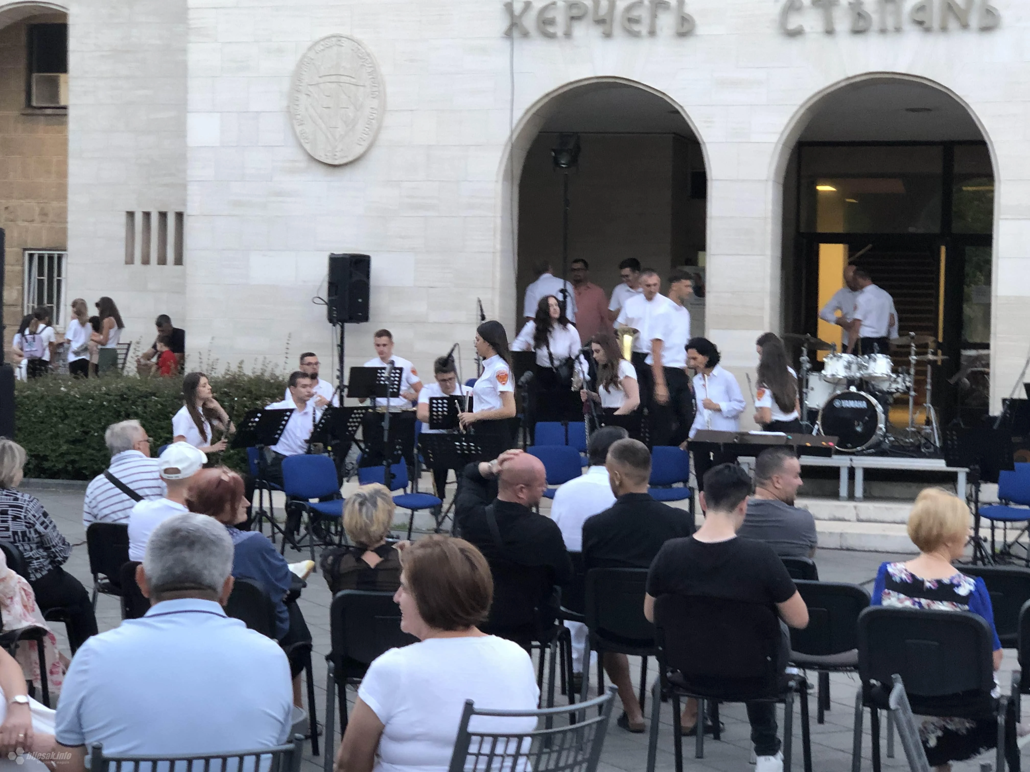 Ljetni rođendanski koncert: Divna večer u Mostaru posvećena glazbenim velikanima