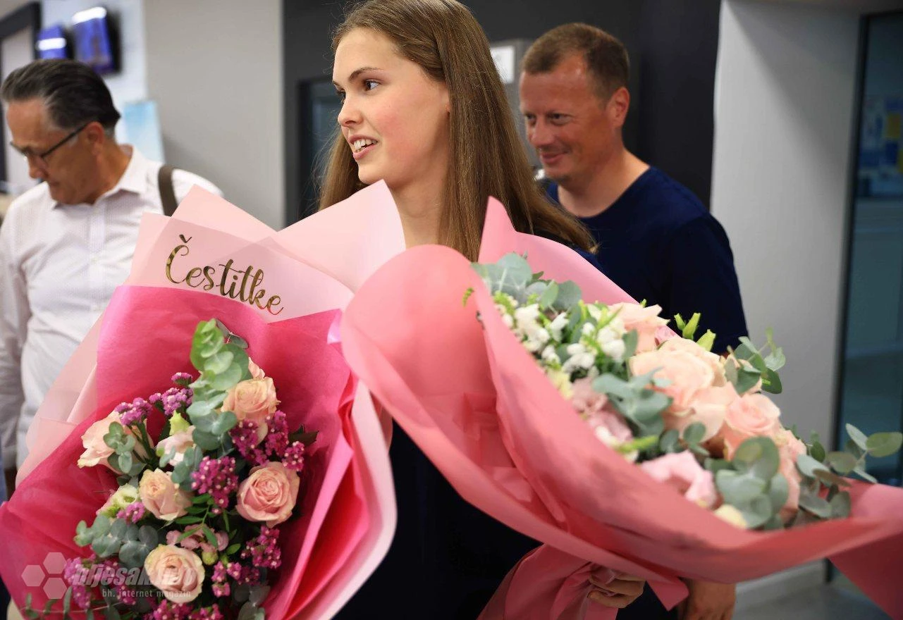 Lana Pudar se ogradila od izjava oca Velibora 