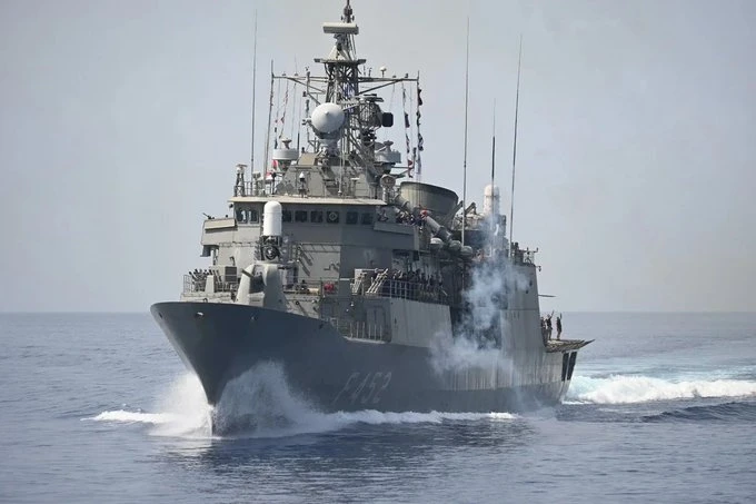 Fregata grčke mornarice Hydra prošla kroz "pakao" u Crvenom moru