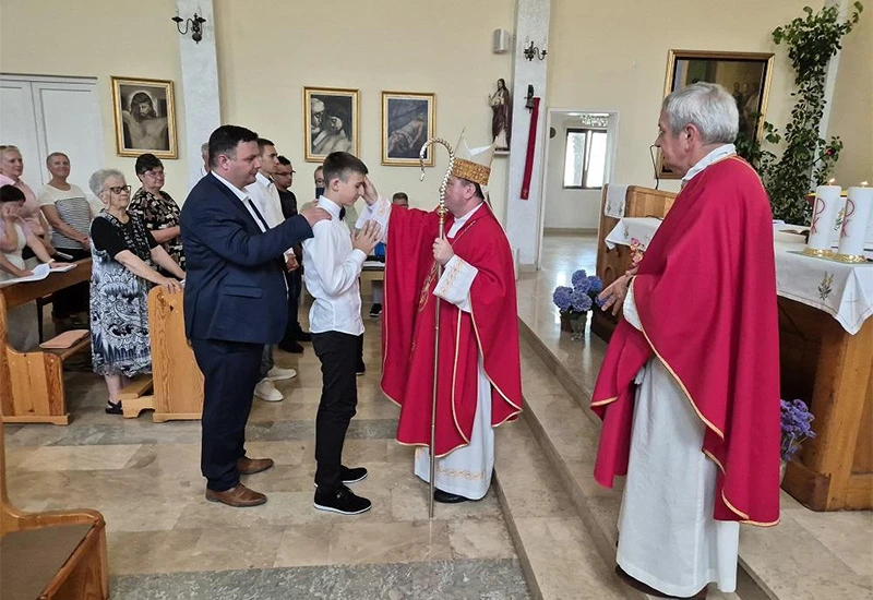 Biskup Palić udijelio sakrament potvrde samo jednom krizmaniku u župi Hutovo
