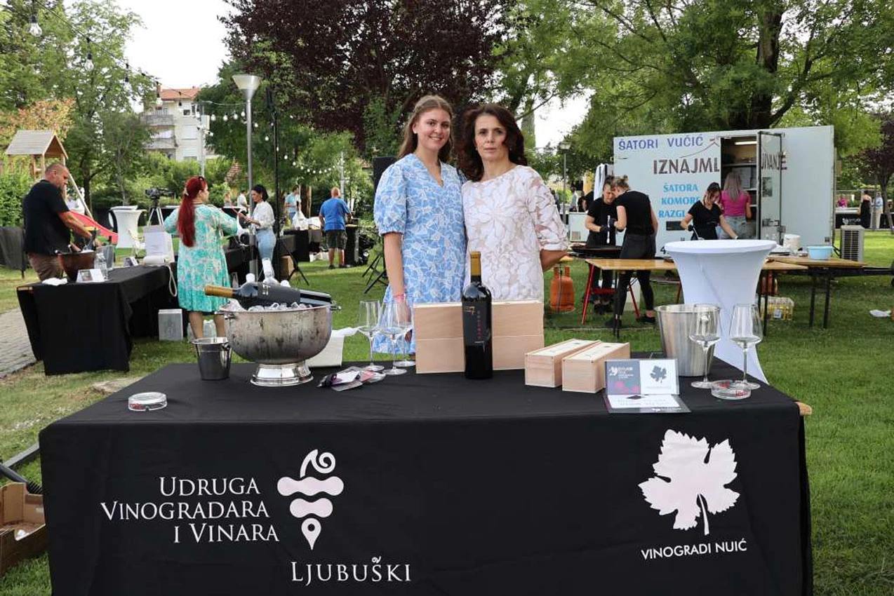 Ljubuški: Jedinstvena manifestacija posvećena Trnjku okupila brojne vinare i vinoljupce 