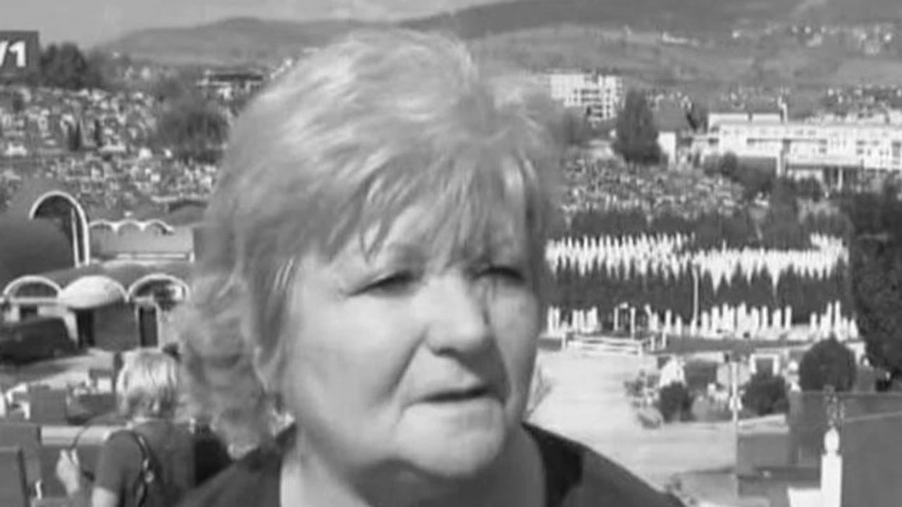 Preminula Elvira Deak, majka legendarnog pjevača Crvene jabuke Dražena Ričla