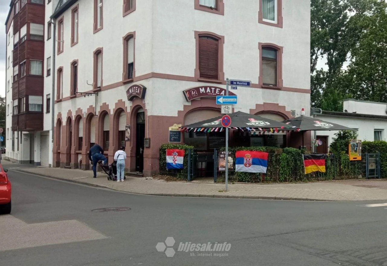 Zanimljiva fotka stigla nam je iz Njemačke: Dijaspora navija i za Vatrene i za Orlove