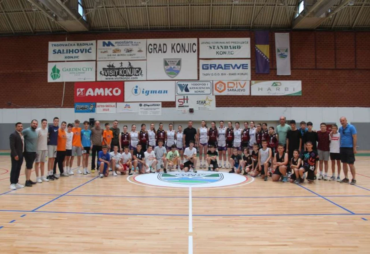Sportska dvorana Konjic dobila novi parket