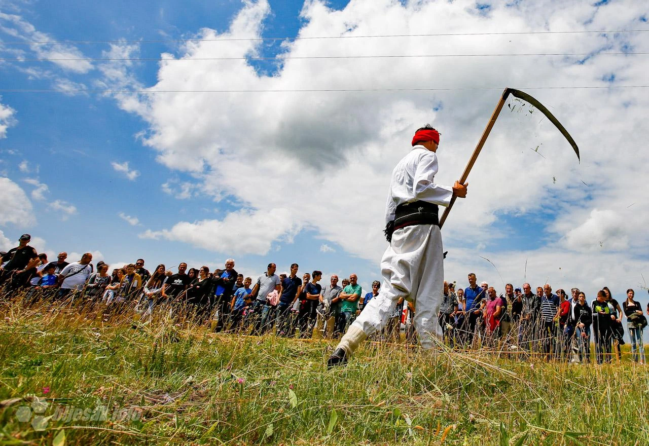 Otvorene prijave za natjecanje kosaca na Kupresu