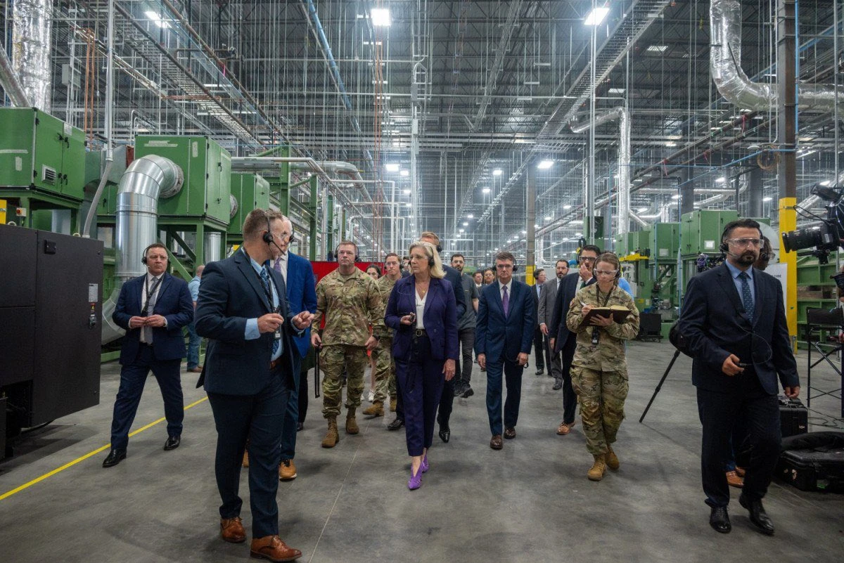 Amerikanci otvaraju novu tvornicu za proizvodnju 155-mm topničkih granata