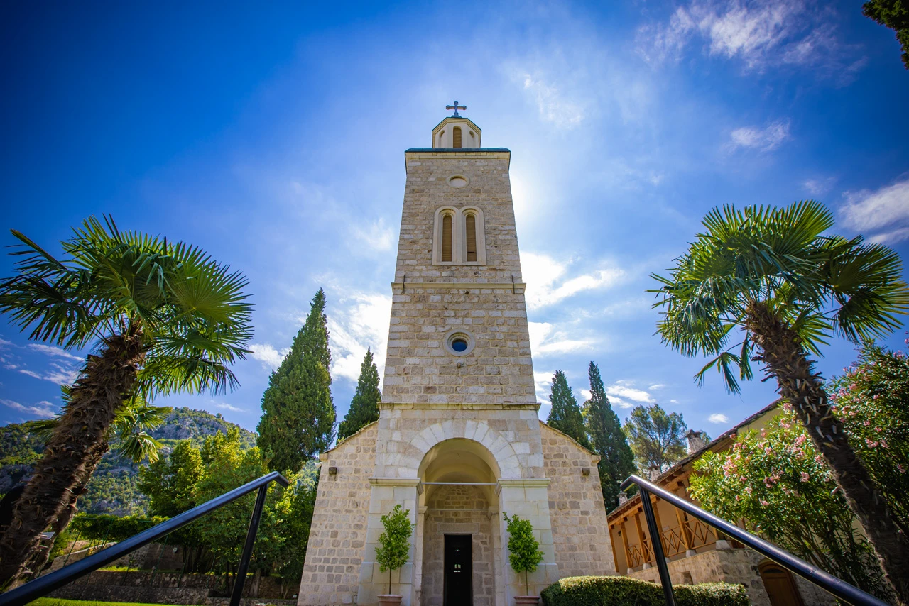 Mostarski manastir stariji od Starog mosta čuva tradiciju i vrijedno kulturno blago