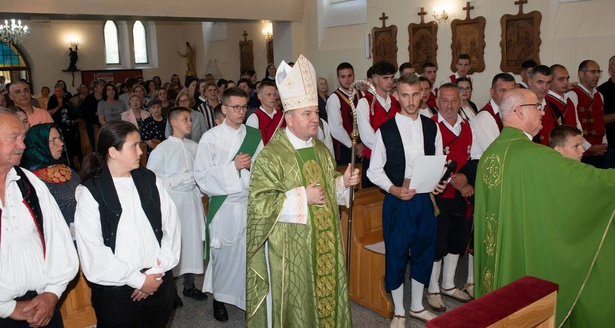 Svečano proslavljena prva večer trodnevnice i ''večer folklora'' u Bijelom Polju