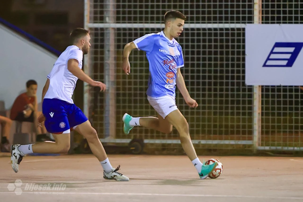FOTO | Mostar: Započeo Futsal turnir iza Desete