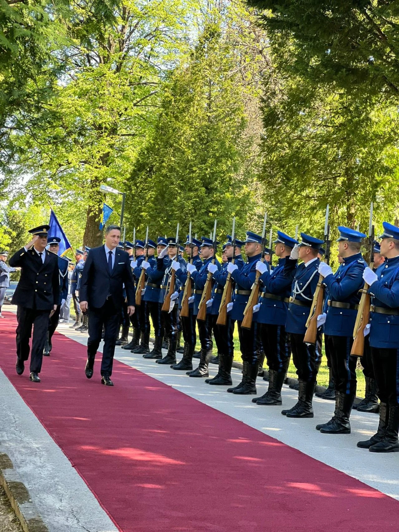 Bećirović: Polovica stanovništva već je pobjegla od opasne ratnohuškačke politike