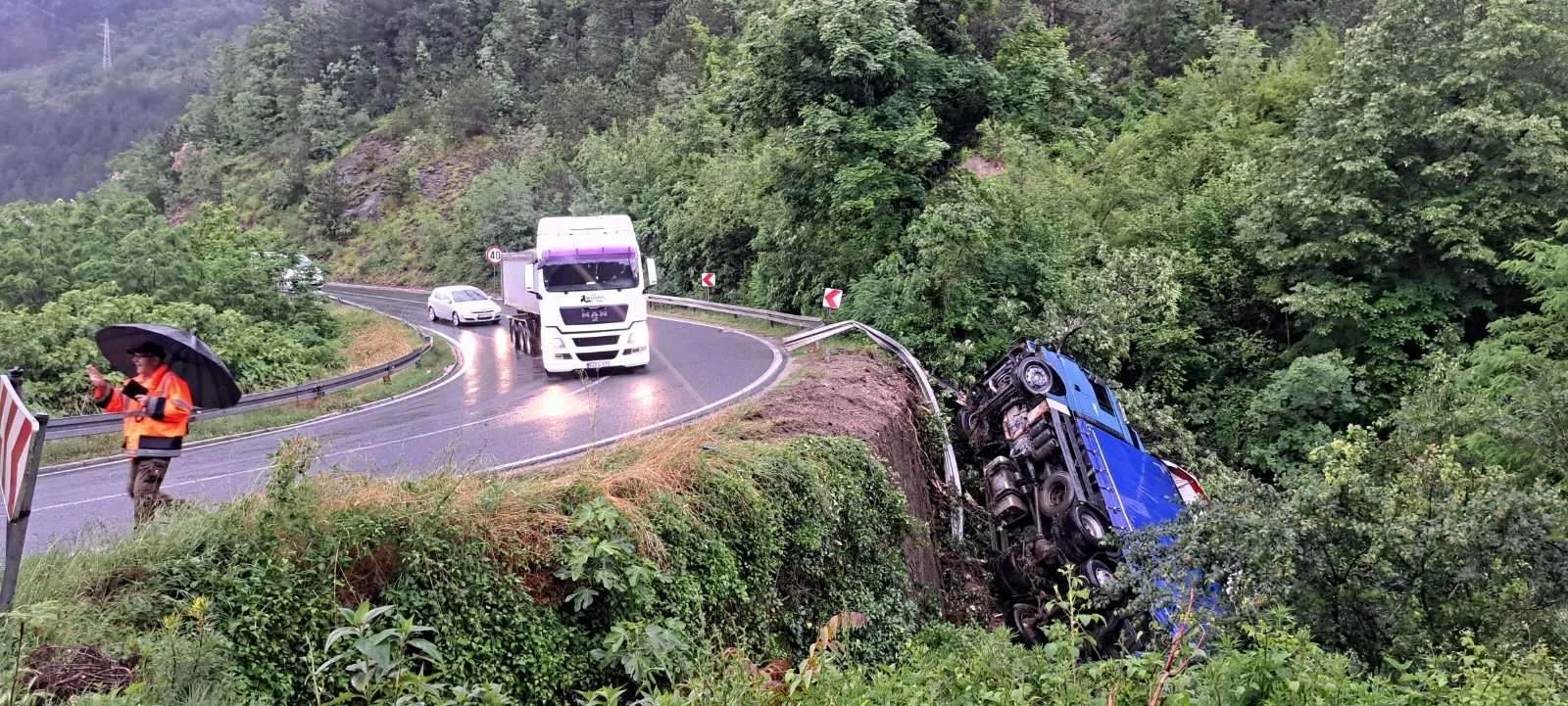 Jablanica: Kamion sletio s ceste