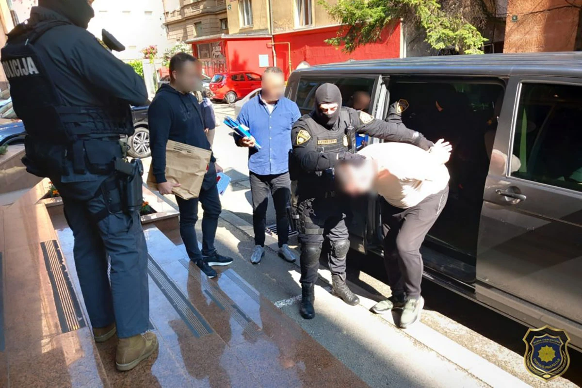 Ucjenjivao žene pa uhićen: Prijetio da će objaviti njihove privatne fotografije, tražio novac 