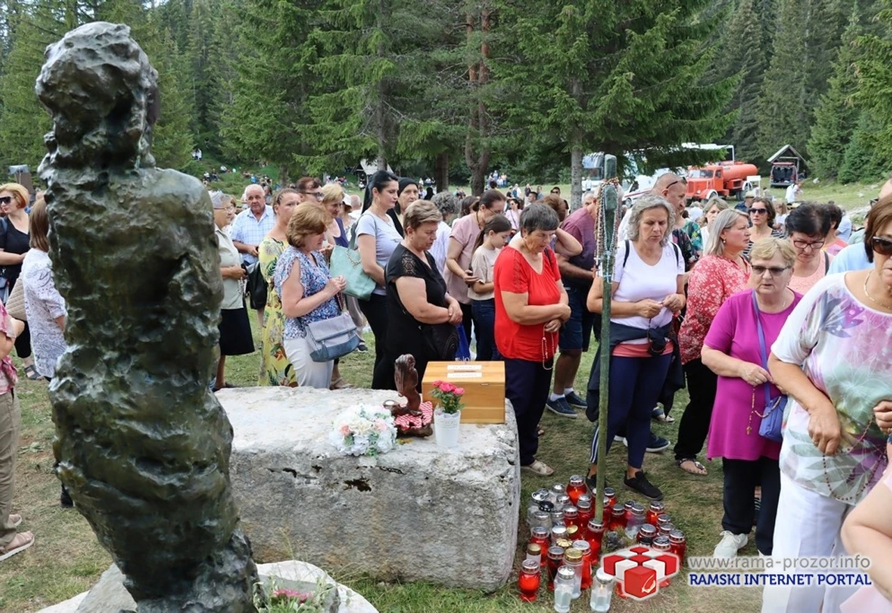Veliki broj vjernika hodočastit će i ove godine Divi Grabovčevoj na Kedžaru