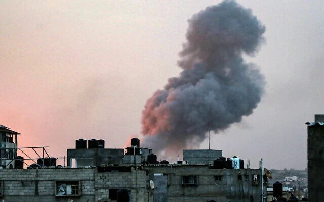 Izrael izveo nove udare na Rafah