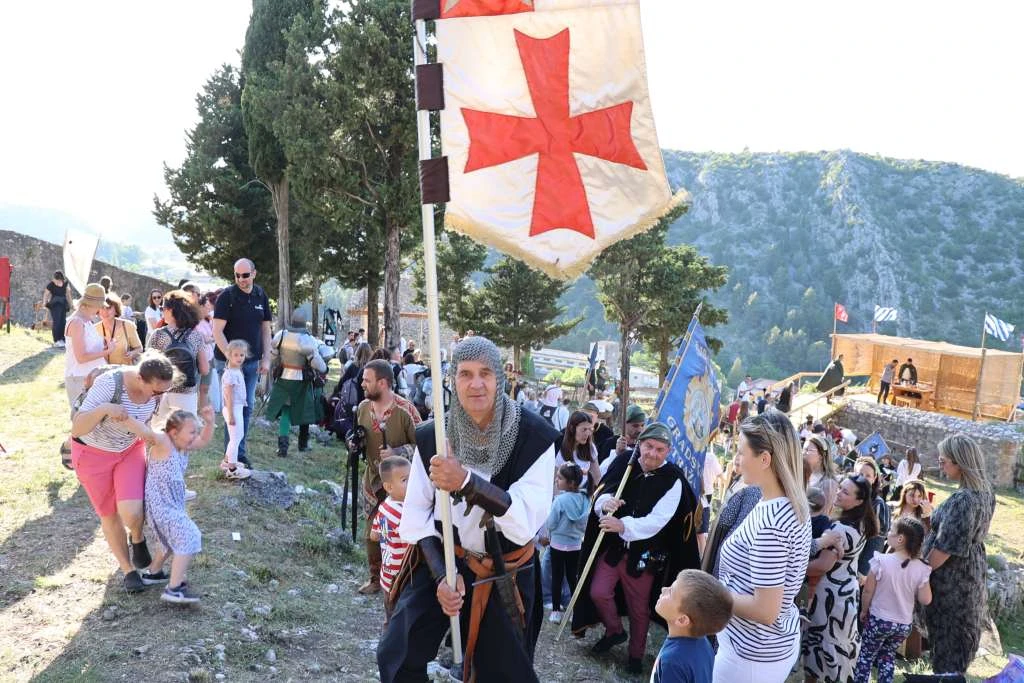 FOTO | Viteške borbe u srednjovjekovnom ozračju u Stocu