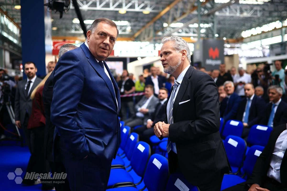 Dodik pisao Sattleru