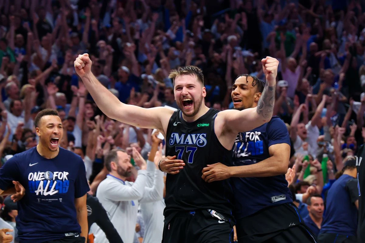 VIDEO I Mavsi nadoknadili -17 i ušli u finale Zapada