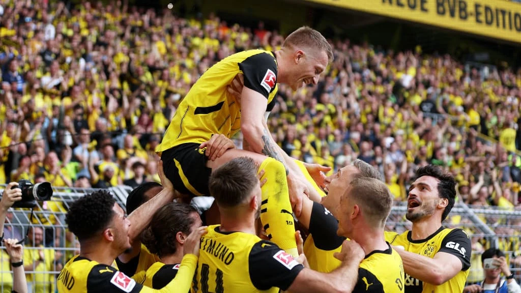 VIDEO I Marco Reus za oproštaj svima na stadionu Westfalen platio pivo!