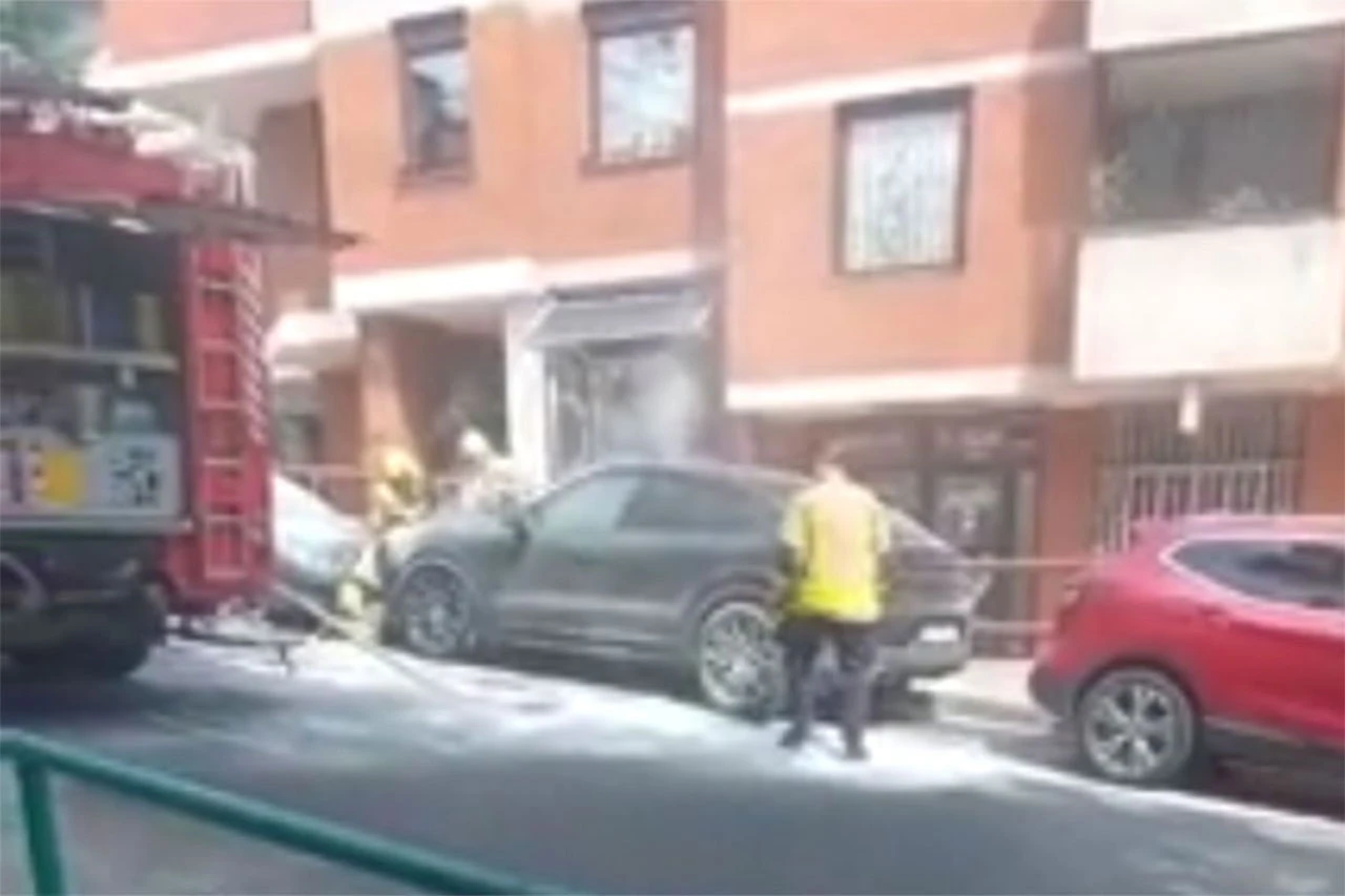 Zapaljen Porsche sarajevskog odvjetnika