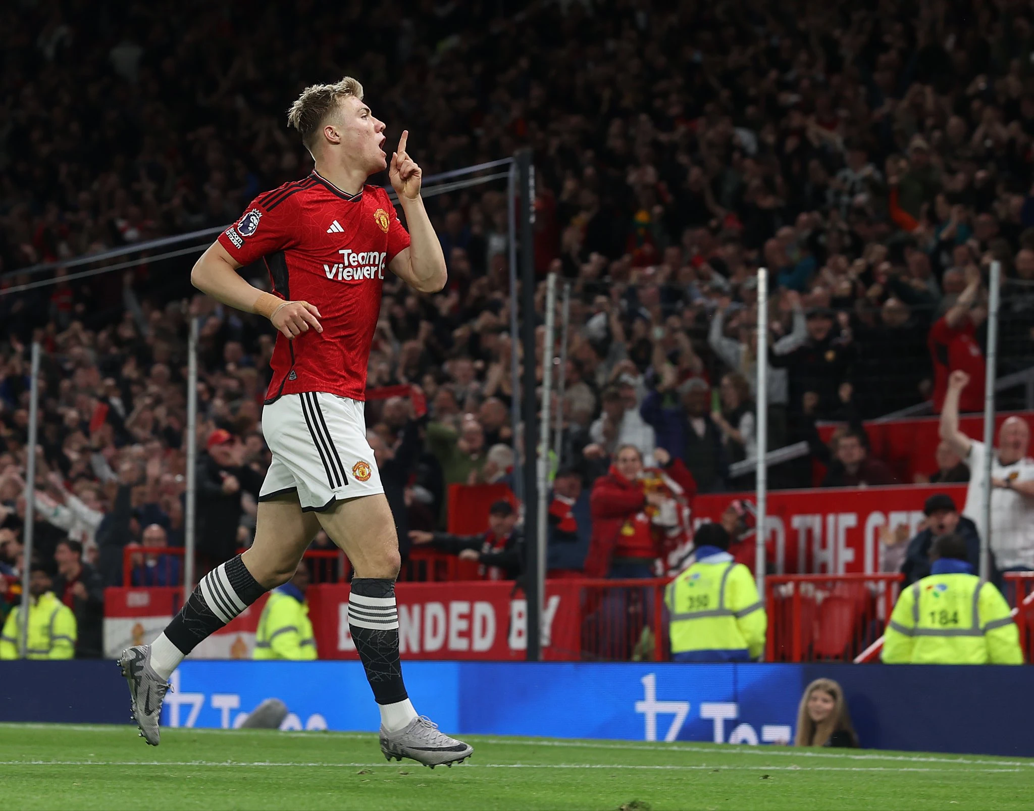 VIDEO | ManU slavio protiv Newcastlea, Chelsea bolji od Brightona
