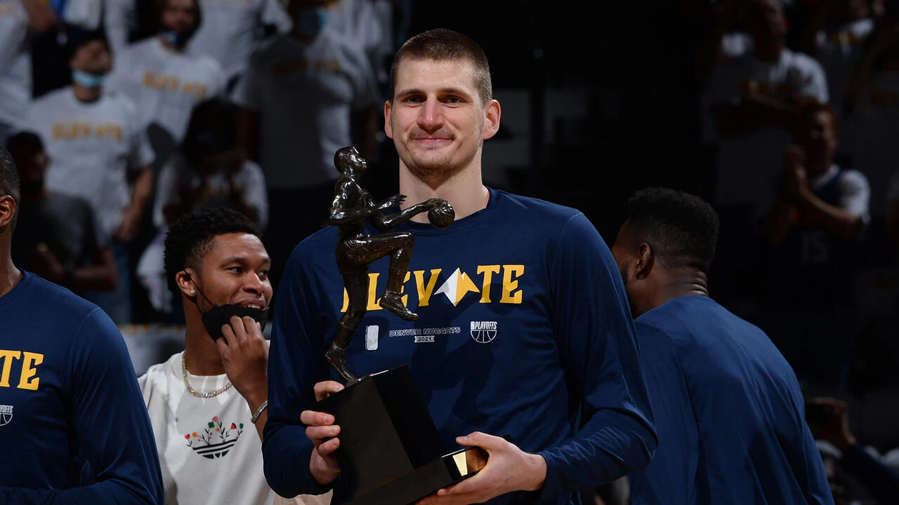 VIDEO I Jokić preuzeo nagradu pa razbio Minnesotu 