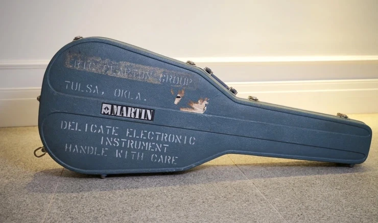 Na dražbi Claptonova gitara na kojoj je skladao "Wonderful Tonight"