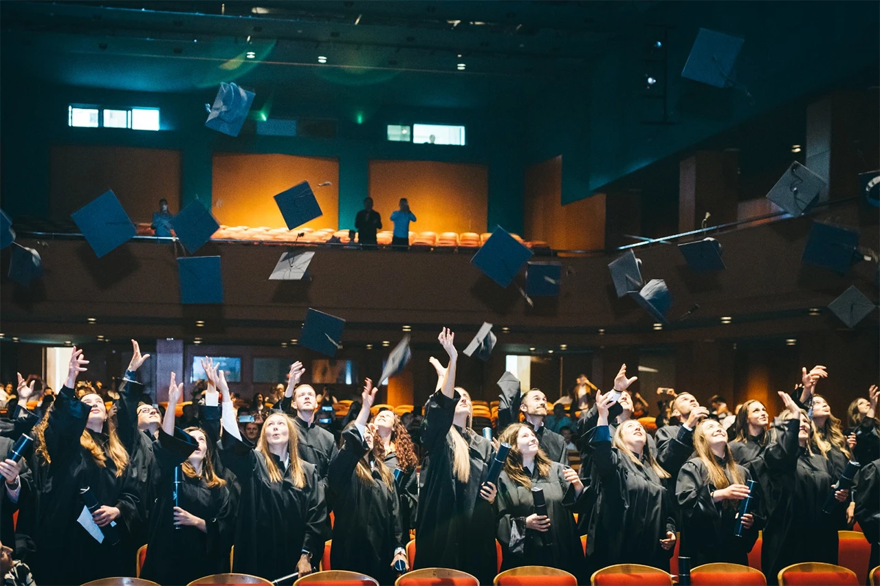 Svečano promovirana 84 diplomanda Filozofskog fakulteta SUM-a