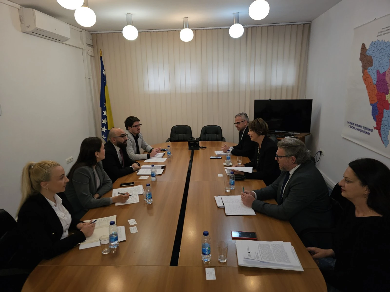 Razgovor o financiranju Lokalnih izbora - Tri pilot projekta novih tehnologija