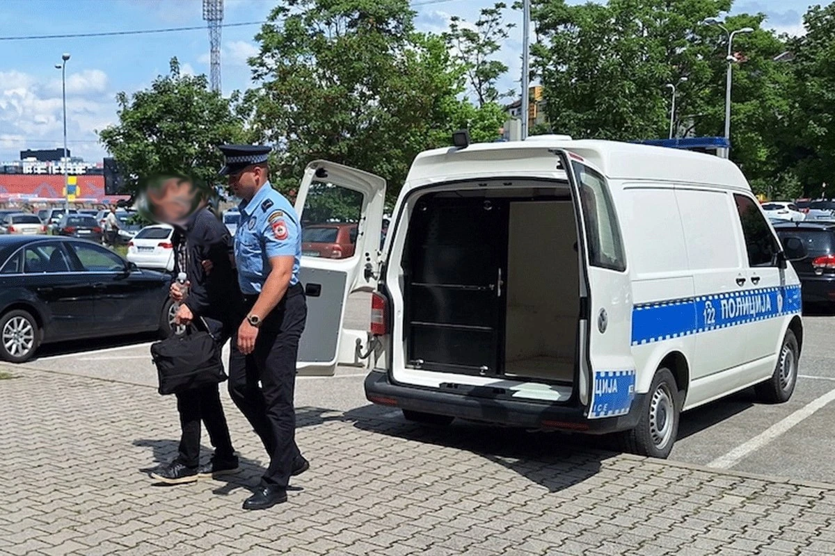 Uhićen nastavnik osumnjičen za spolno uznemiravanje učenica
