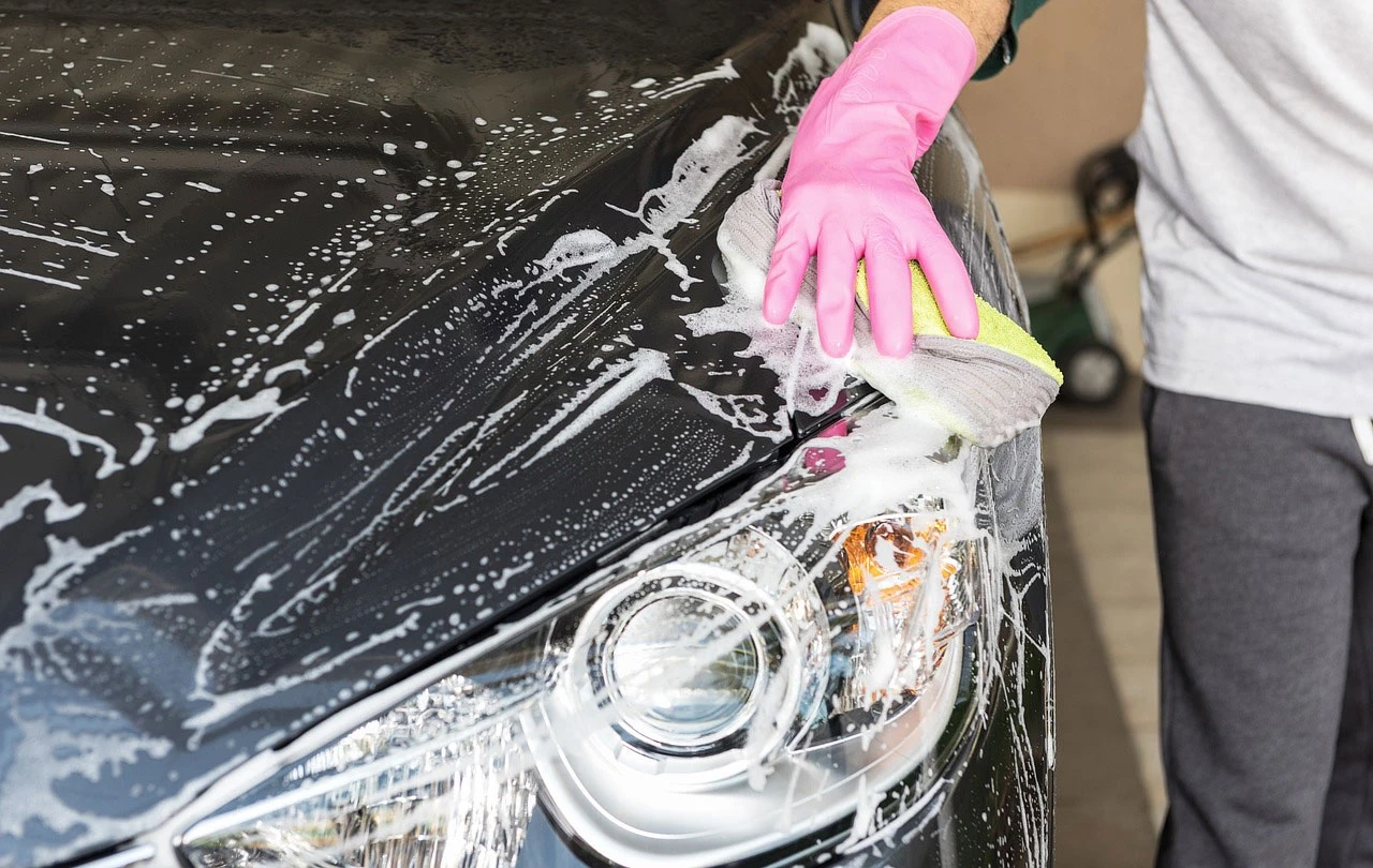 I do 100 tisuća eura kazne ako operete auto u dvorištu