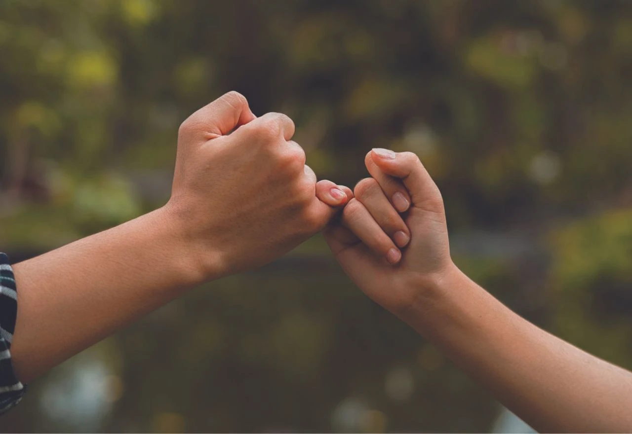 Ljubav u svibnju - Nekome se smiješi divno poznanstvo