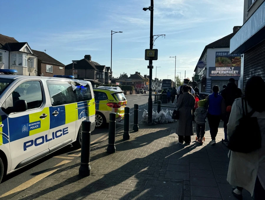 U napadu mačem u Londonu ubijen 13-godišnji dječak