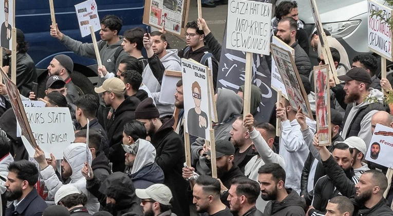 Na ulicama Hamburga zazivali kalifat i šerijat