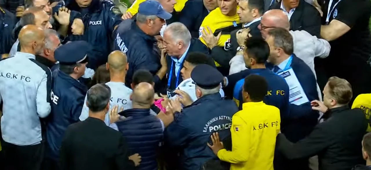 VIDEO I Kaos i gužva nakon derbija u Solunu