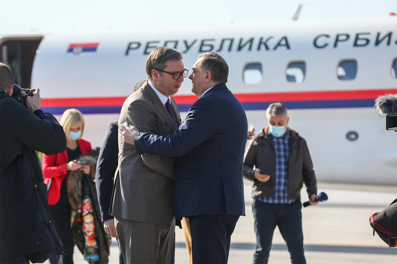 Vučić prihvatio Dodikovu ideju i poručio: Srpski narod mora pružiti snažan odgovor