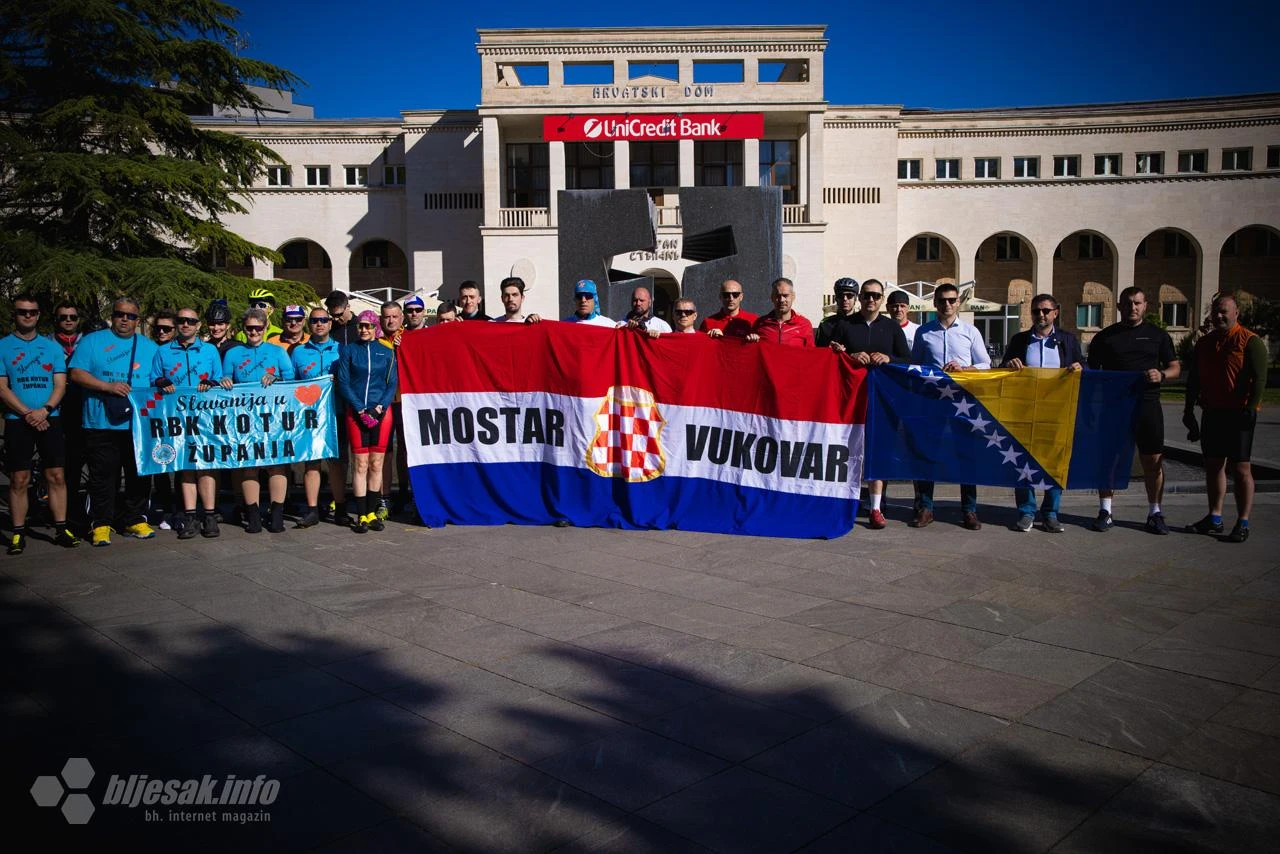 Karavana se zaputila iz Mostara do Grada Vukovara