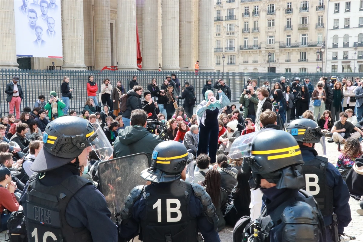 Policija pokušala rastjerati studente - Prozvali Macrona zbog masakra u Gazi