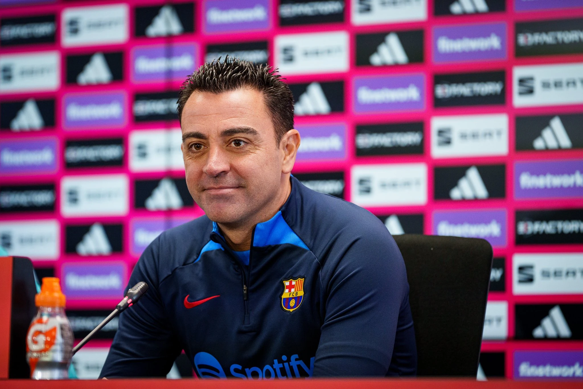 Veliki preokret u Barceloni: Xavi ipak ostaje trener!