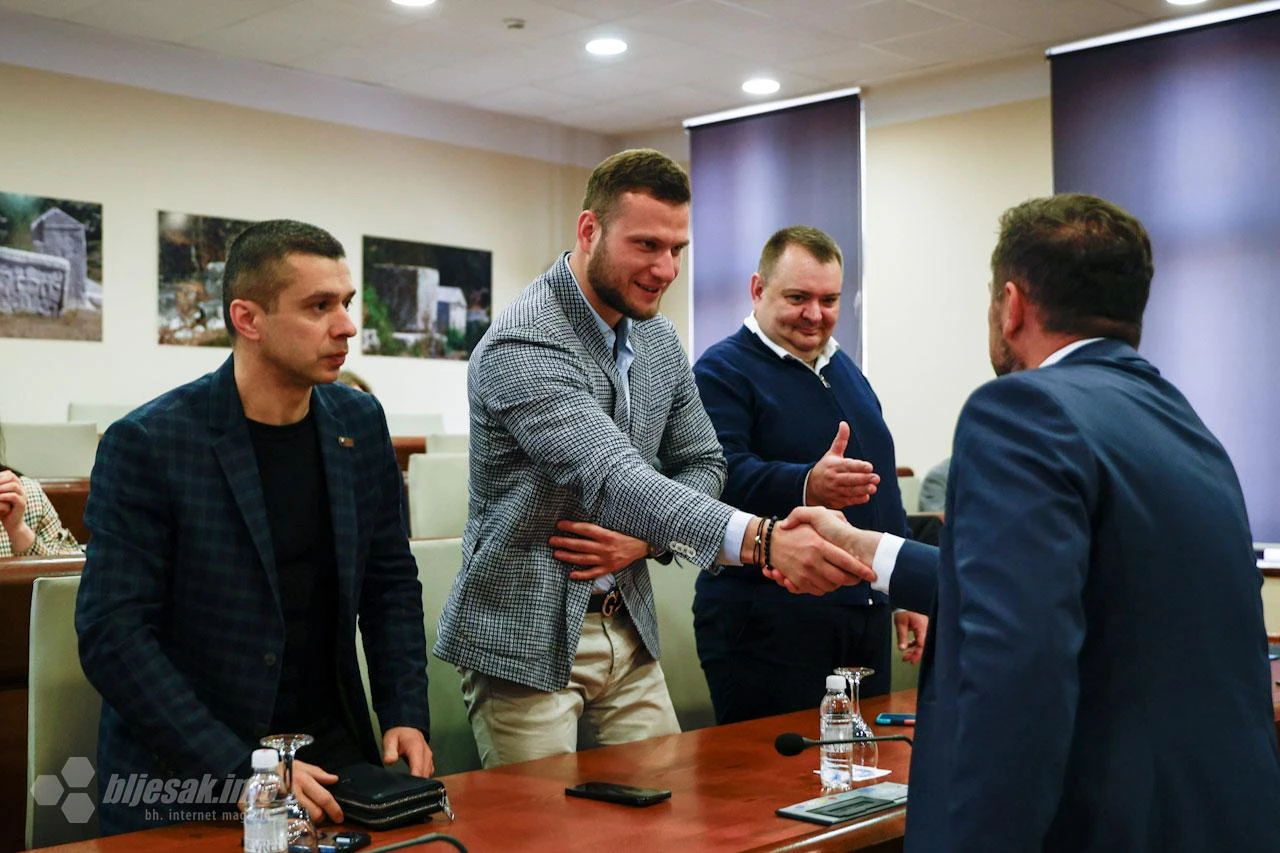 Gradonačelnici 18 gradova Ukrajine u Mostaru uče o poslijeratnoj obnovi 