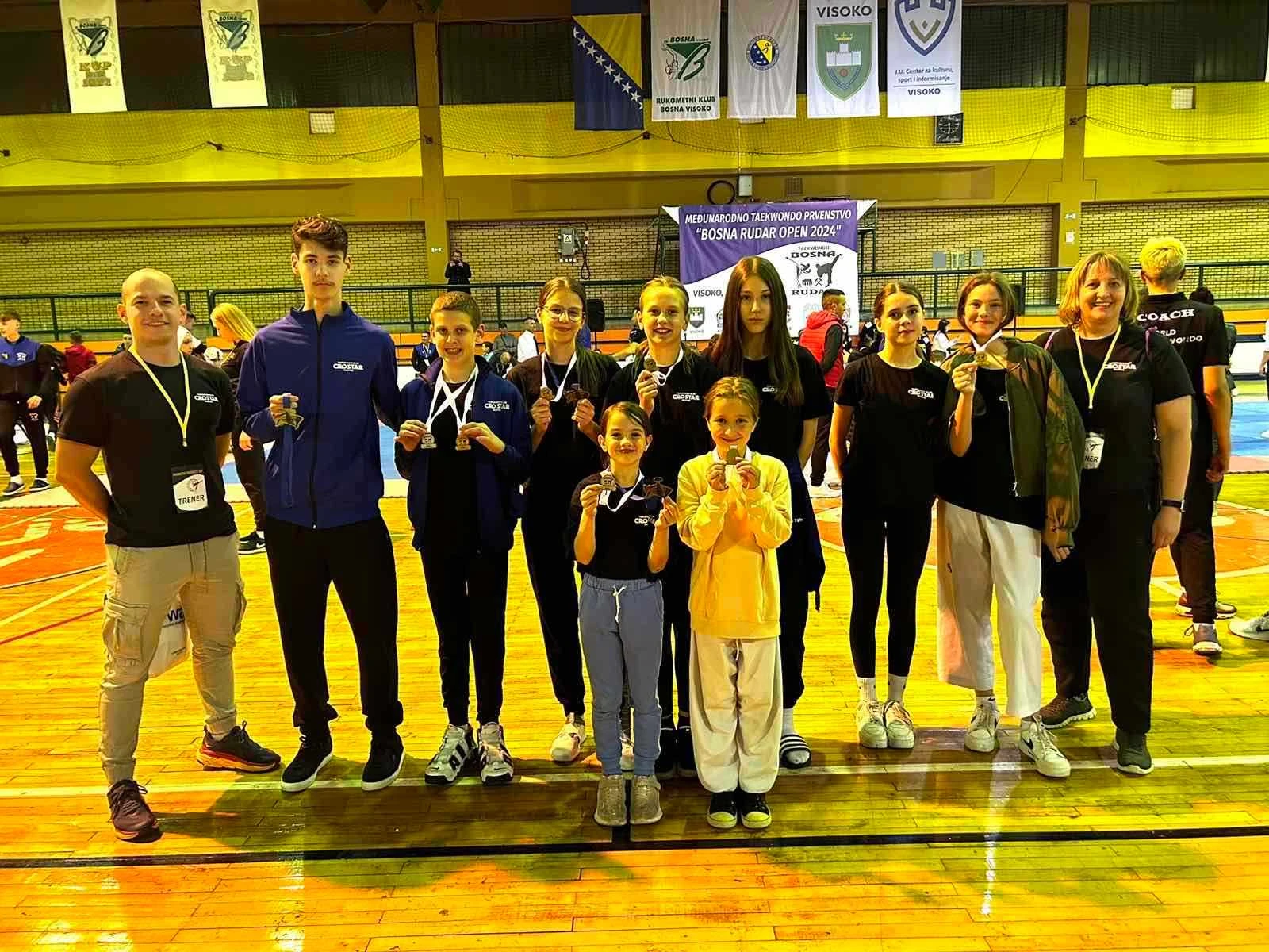 16 medalja i 15 novih pojaseva za članove Taekwondo kluba Cro Star